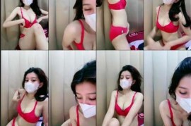 Uting Clara Host Cantik Idaman Pria